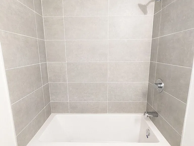2450 Old Bronte Rd #409 — Photo 5