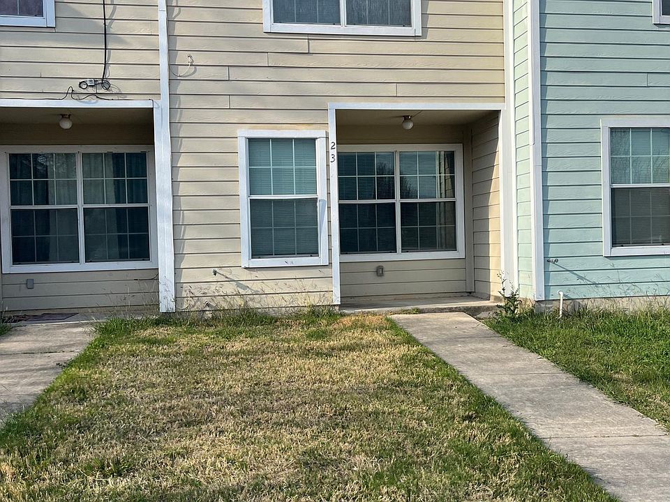 1st image of 23 Bratton Dr