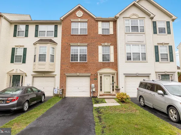 12 Kerry Ct, Bear, DE 19701