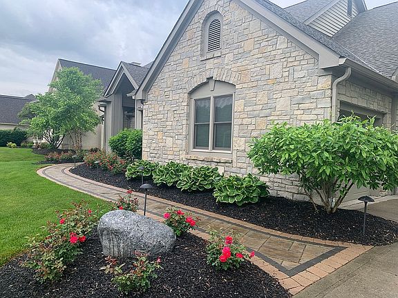 3rd image of 6241 Balmoral Dr