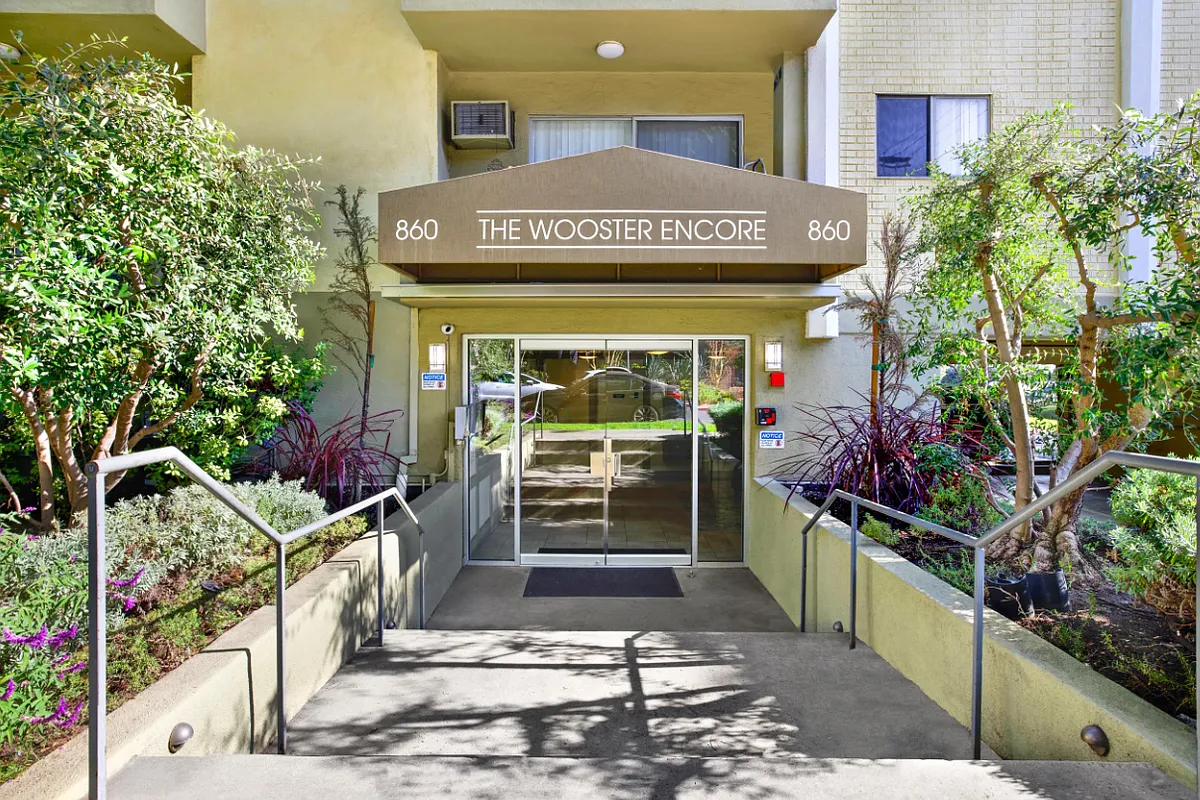 Building Photo - Wooster Encore