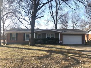 13955 Sunland Dr, Florissant, MO 63034