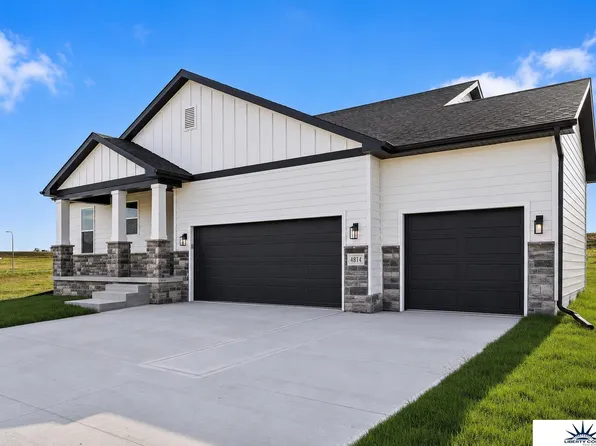 4814 S 198th Cir, Omaha, NE 68135
