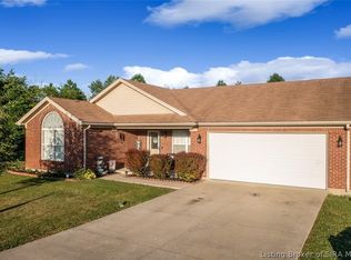 12004 Prairie Pl, Sellersburg, IN 47172