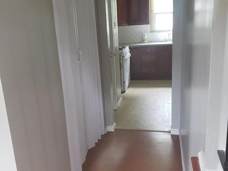 306 Cornell Rd — Photo 8