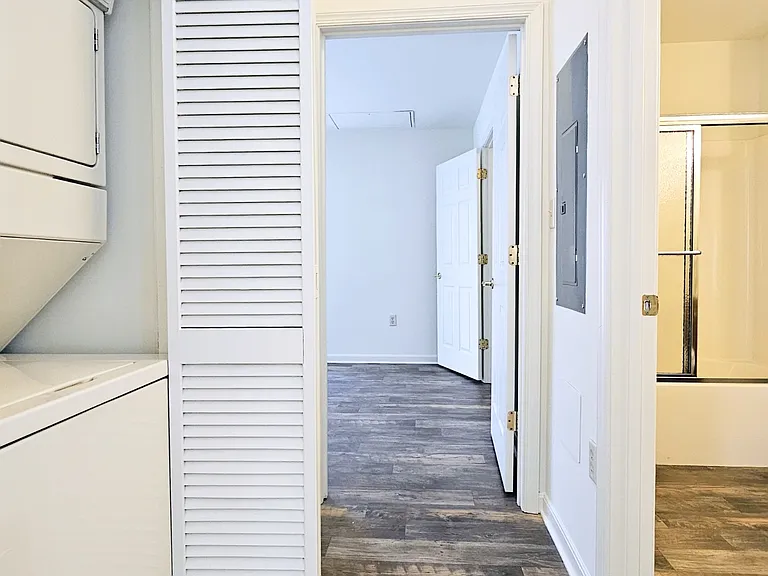 680 Wallingford Rd #106 — Photo 9