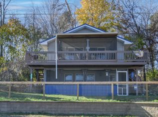 5656 Paradise Dr, Reading, MI 49274