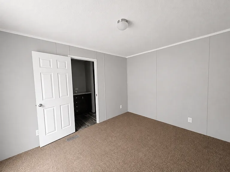 38 W Manor St #38B — Photo 9