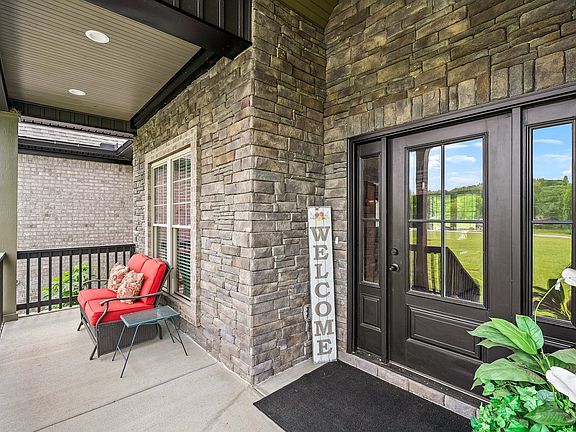 4th image of 2057 Tice Dr