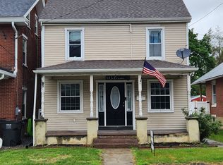 124 E State St, Quarryville, PA 17566