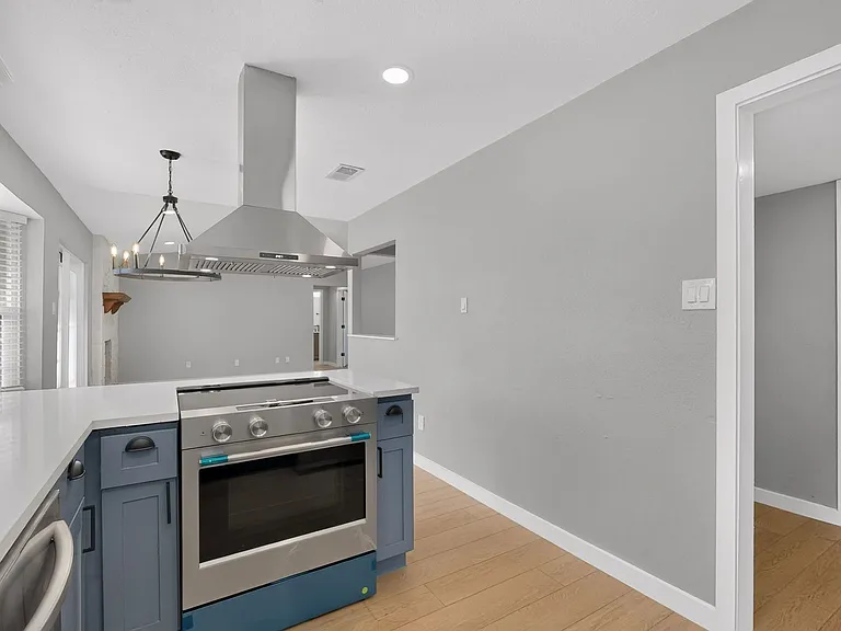 6708 Johnnie Ct — Photo 20
