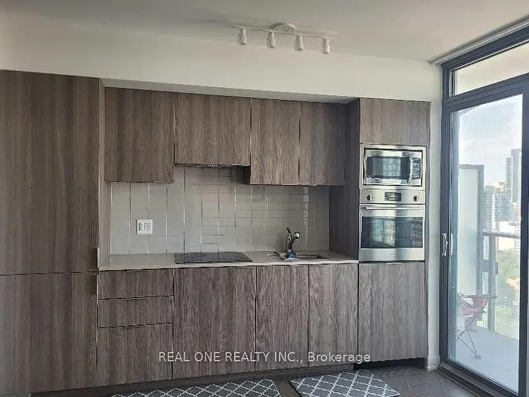 11 Wellesley St W #1913 — Photo 4