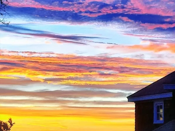 12 Andrews St, Gloucester, MA 01930