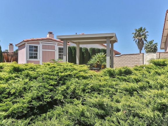 3rd image of 14136 Pacoima Cir