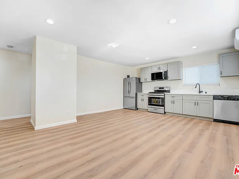 845 N Hagar St — Photo 2