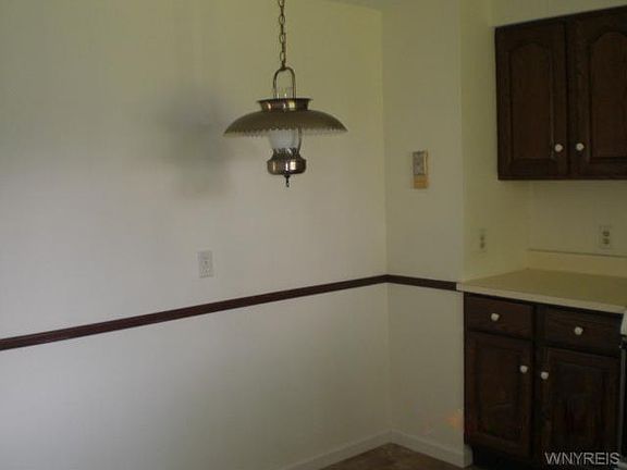 3rd image of 192 E Grand Blvd