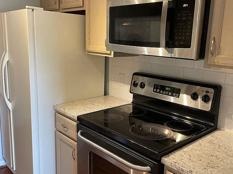 8371 Montgomery Run Rd #J — Photo 9