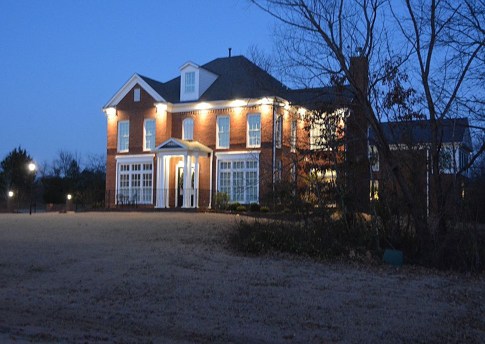 1st image of 1354 Auburn Woods Dr