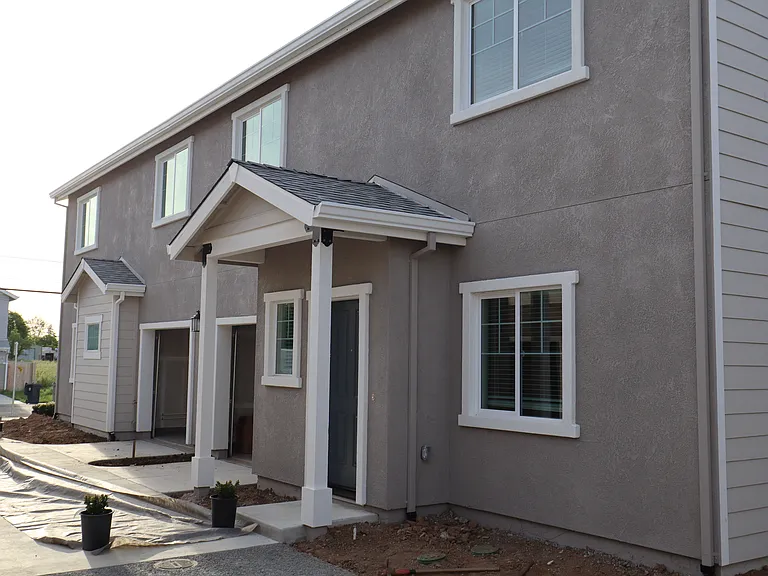 Astoria Place — Photo 21