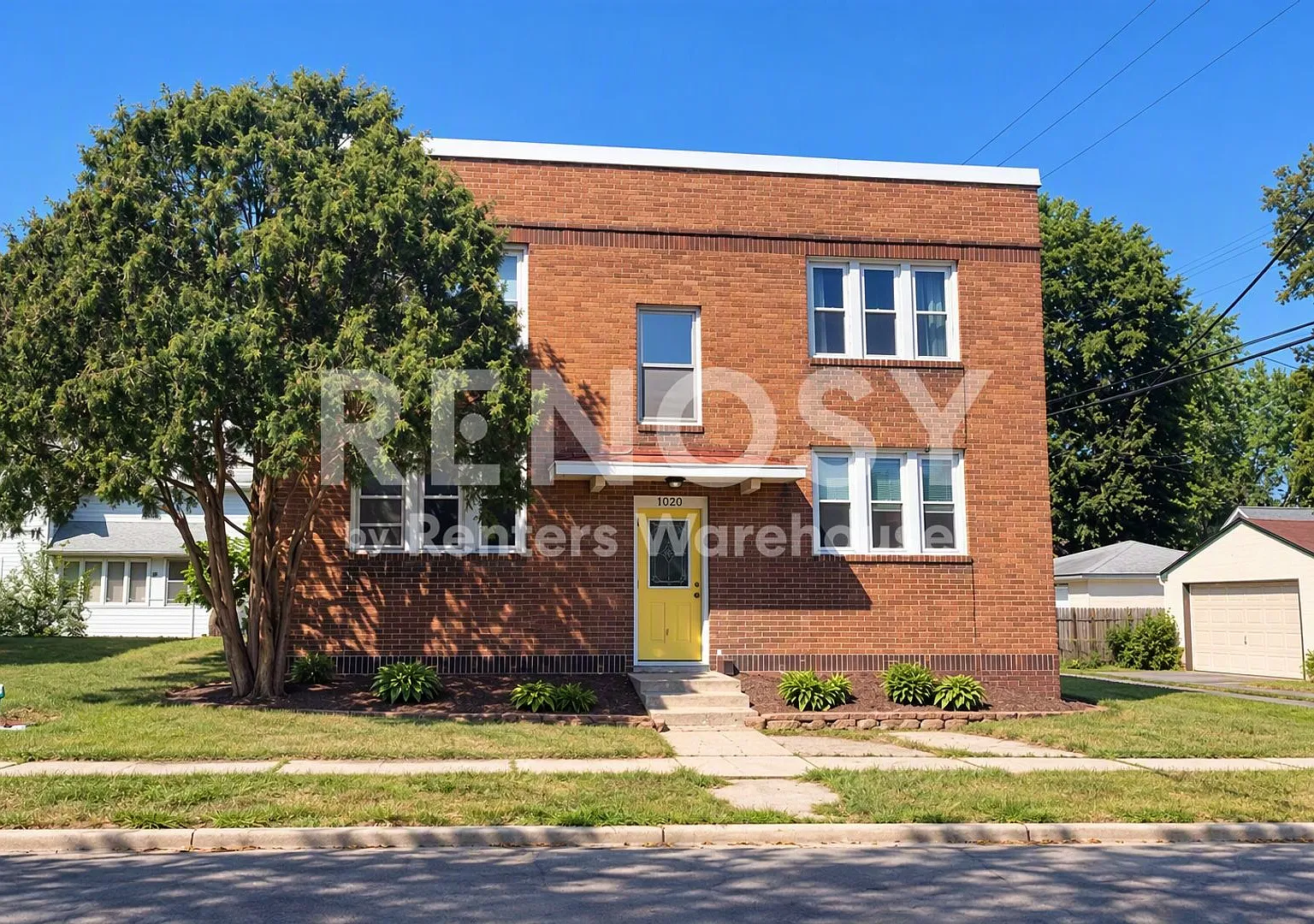 1020 3rd St S — Photo 1