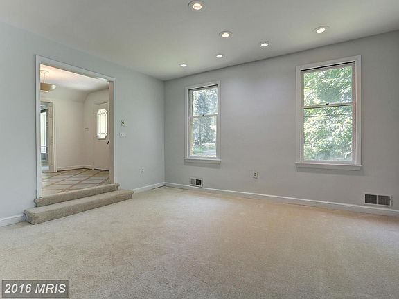 3rd image of 11501 Gauguin Ln