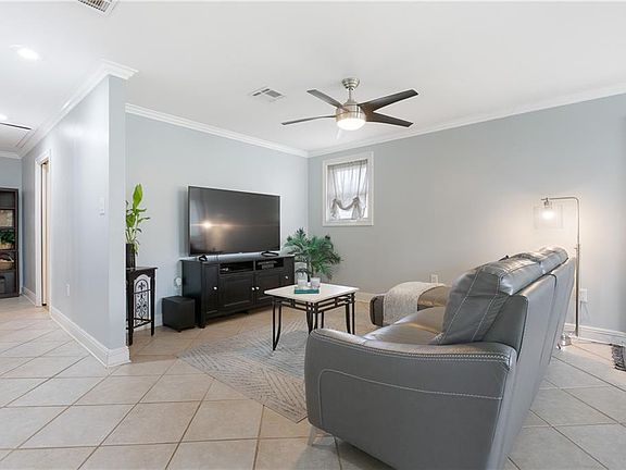 3rd image of 1008 Tullulah Ave