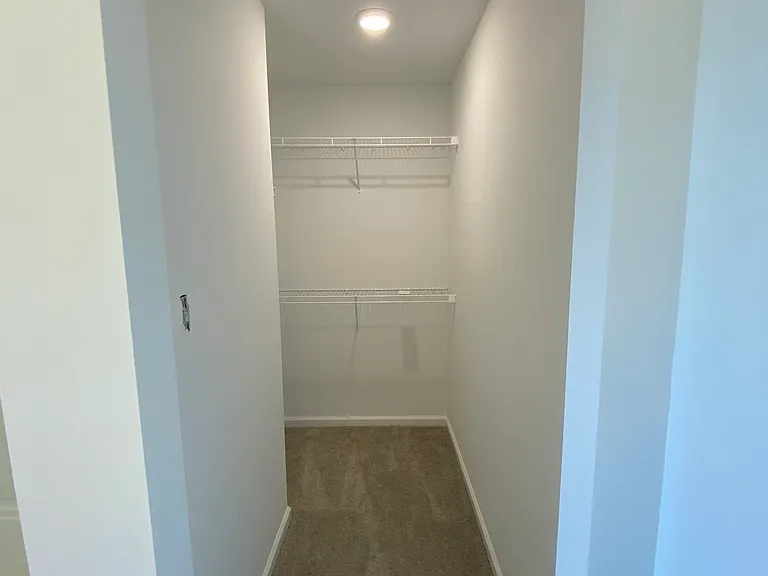 4289 Ashworth Ln — Photo 18