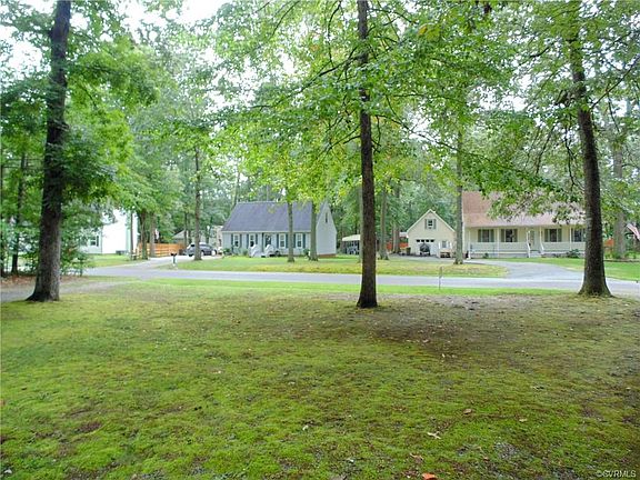 5th image of 860 Westwood Ct