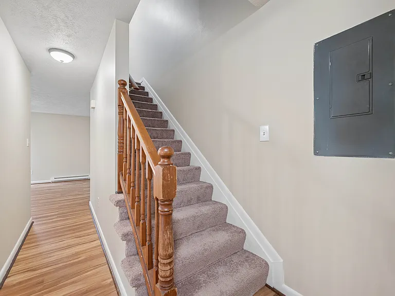 1135 W Washington St — Photo 8