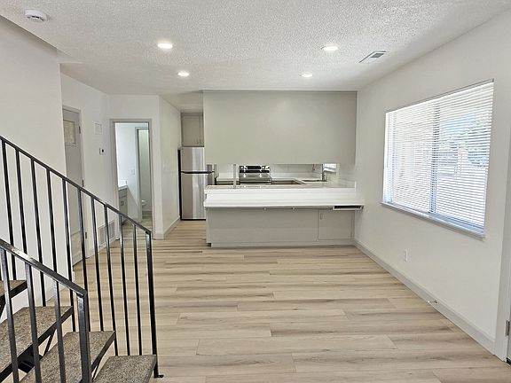 5th image of 5994 Lake Crest Way APT 1