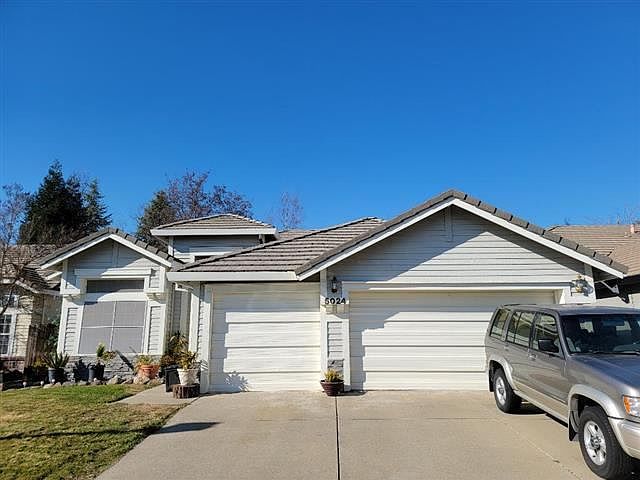 1st image of 5024 Bradford Dr