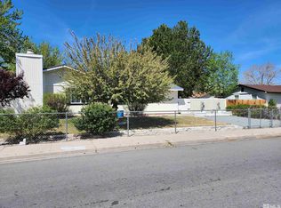 1056 E Greenbrae Dr, Sparks, NV