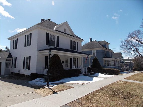 3rd image of 850 West St