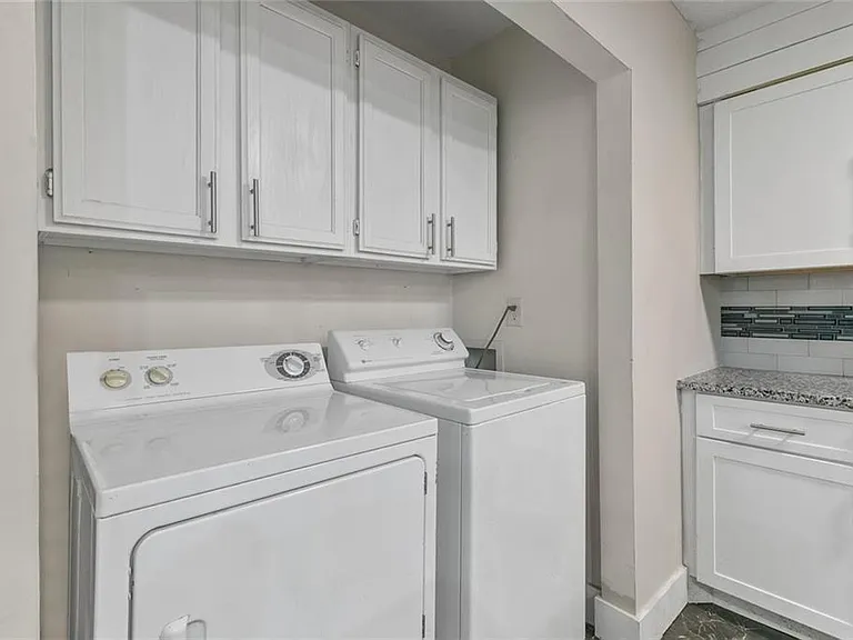 494 Plainville Dr SW — Photo 17