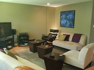 6105 Shady Oak Ln, Bethesda, MD 20817