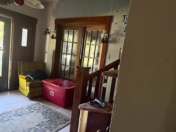 4th image of 3118 Corning Ave