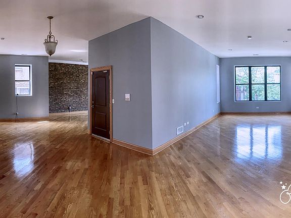 5th image of 4725 S Michigan Ave #3