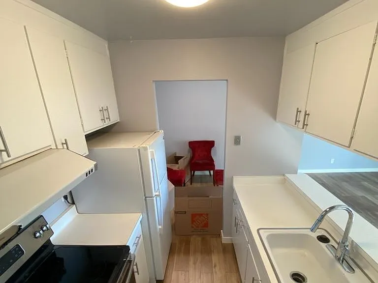 303 Ulmer Ct #7 — Photo 5