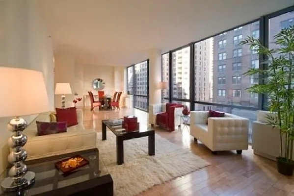 Sold by Moss Real Estate | media 6