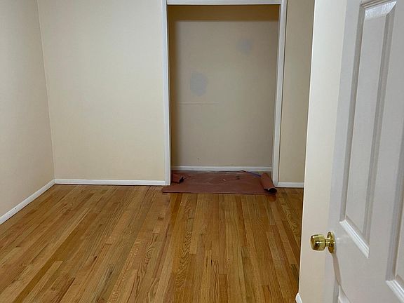 5th image of 23 Thurston St #1