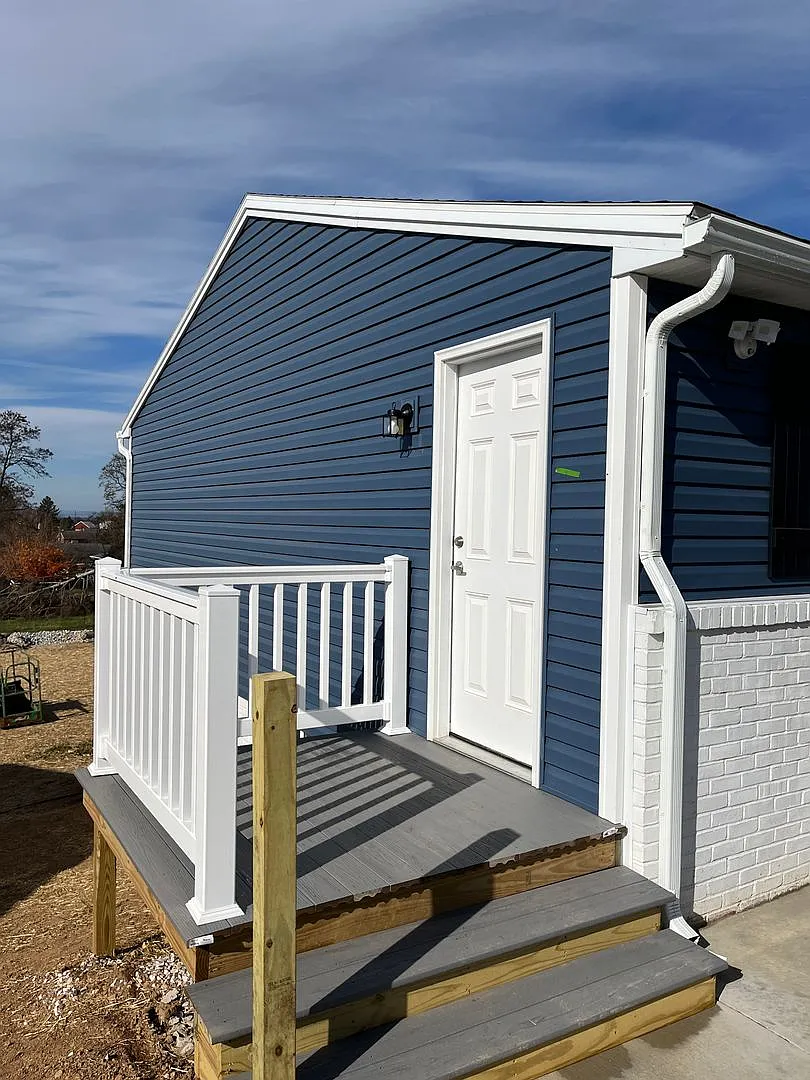 Salem Run Apartments - Phase 1 — Photo 3