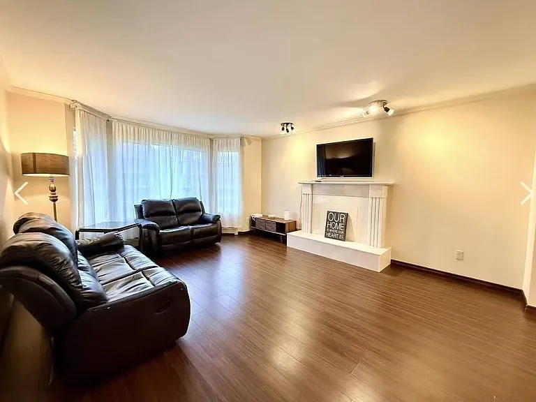 7XX W 69th Ave — Photo 1