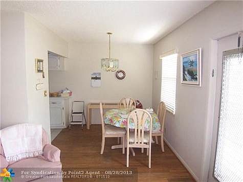 3rd image of 1005 Islewood #D