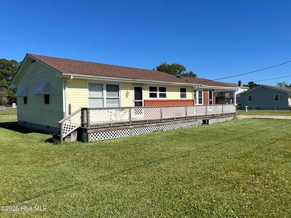 309 Mcdaniel Drive, Beaufort, NC 28516