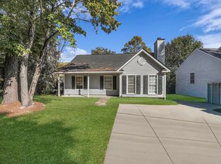 482 Courtland Dr, Summerville, SC 29486