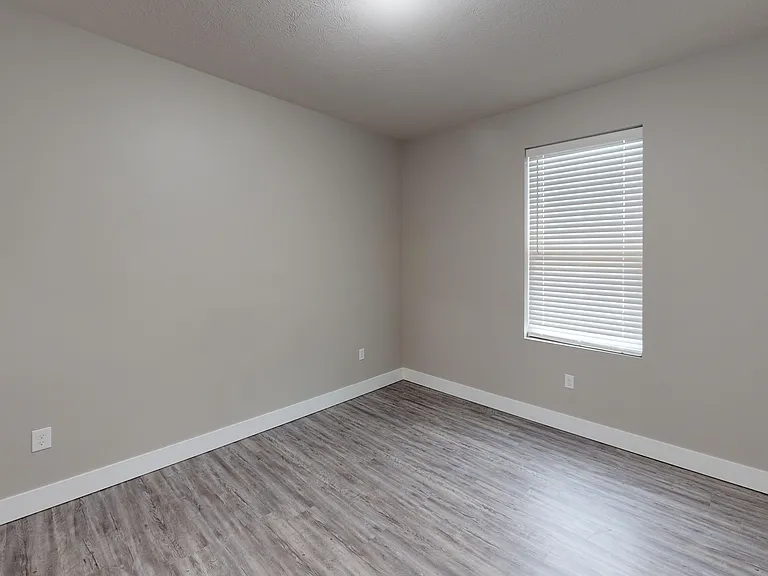 Talon Apartments — Photo 85