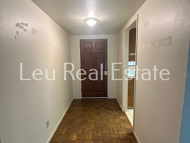 2720 Wentworth Rd — Photo 10