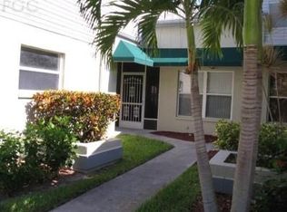1404 McGregor Park Cir, Fort Myers, FL 33908