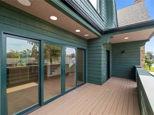 424 SE C St, Bentonville, AR 72712