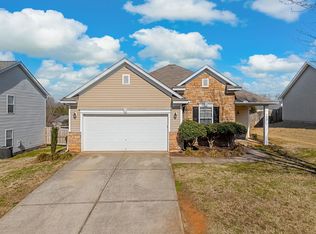 180 Stonewood Crossing Dr, Boiling Springs, SC 29316